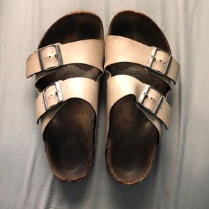 Wide strap Birkenstock’s